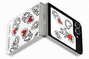 SAMSUNG Galaxy Z Flip6 Keith Haring Flipsuit Case Mobile Phone Case