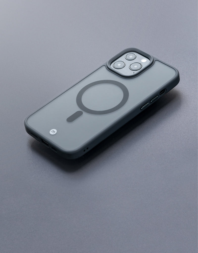 Momax Apple iPhone 13 透明底背磁吸防護殼 6.1"