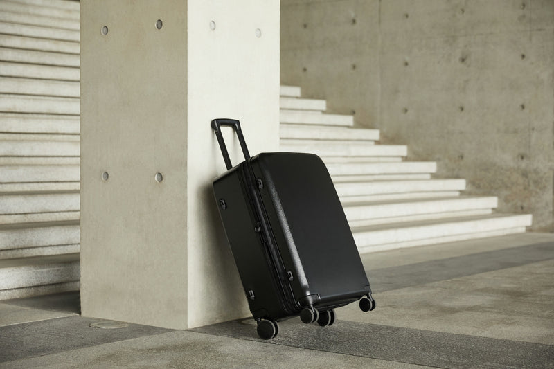 VERAGE 20062 Expandable Suitcase with 3:7 Compartment