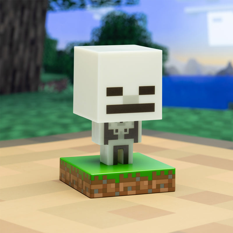 Paladone Minecraft Skeleton Icon Light