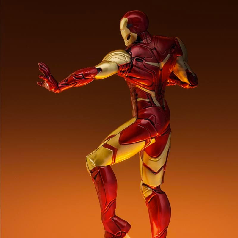 Paladone Marvel 3D Ironman Diorama Figurine Lamp