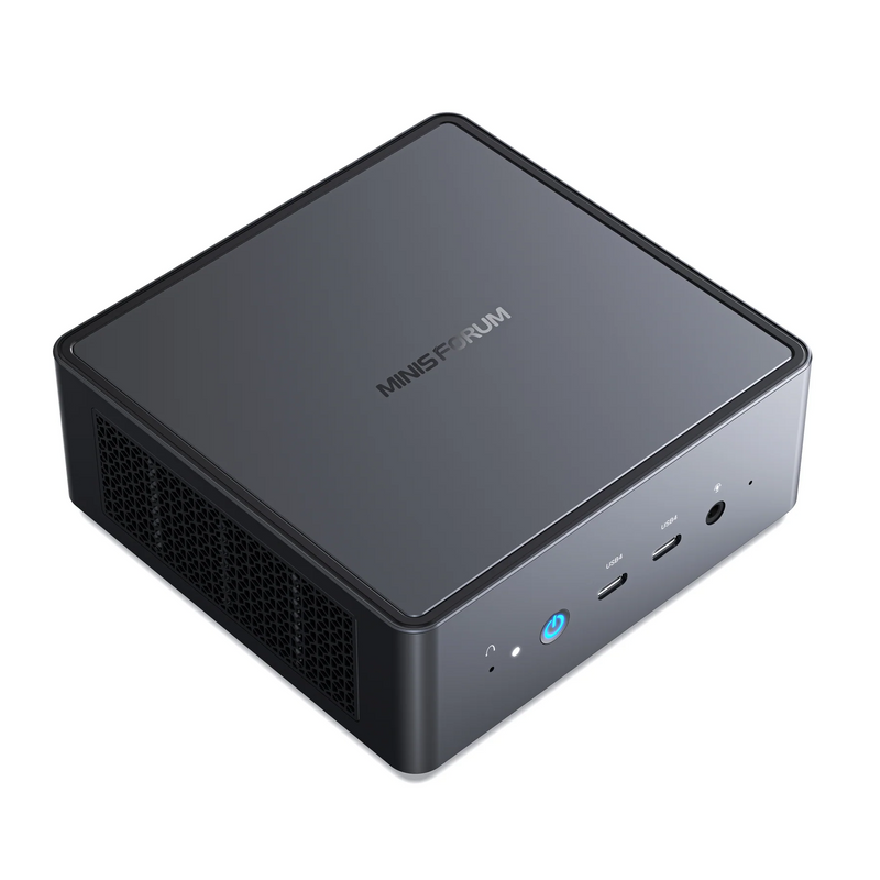 MINISFORUM UM790 Mini PC