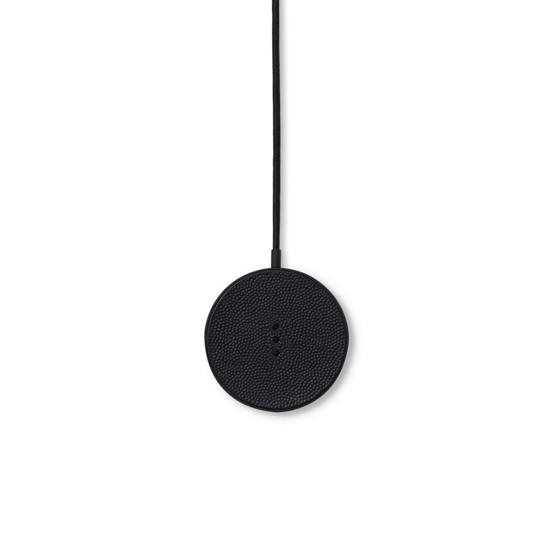 Courant MAG:1 Magnetic Charging Puck