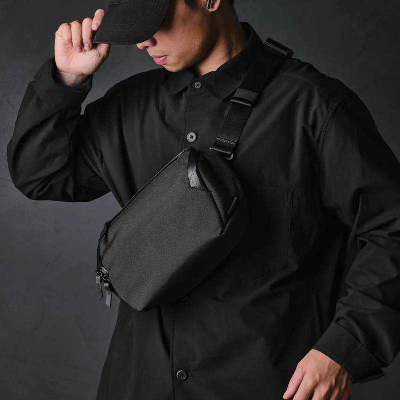 ALPAKA Vertex Pouch 側肩收納包 600D