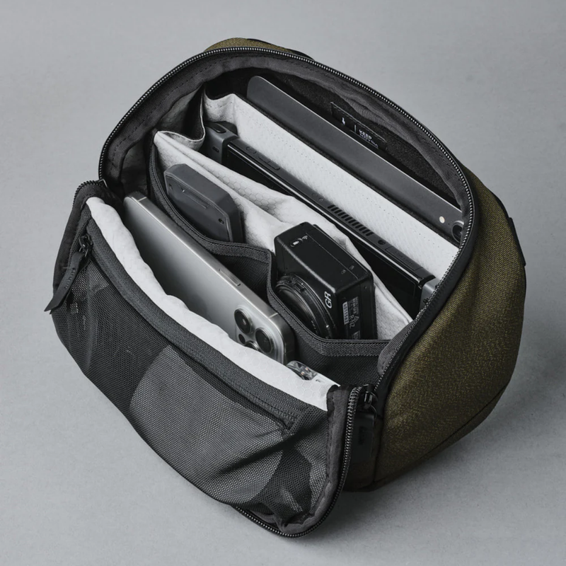 ALPAKA Vertex Pouch 側肩收納包 600D