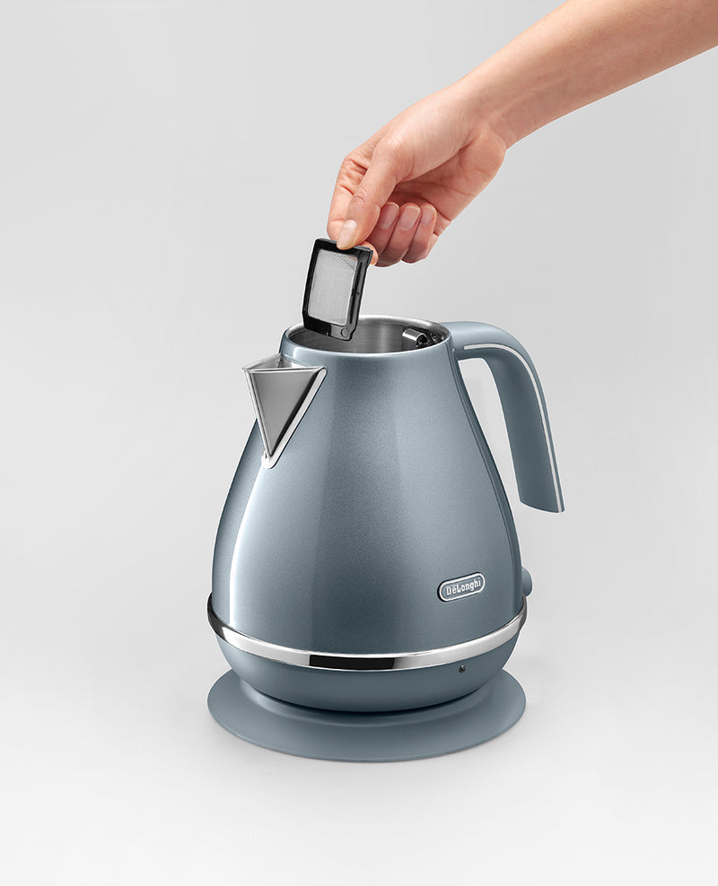 DELONGHI KBOT3001 Icona Metallics Series Water Kettle