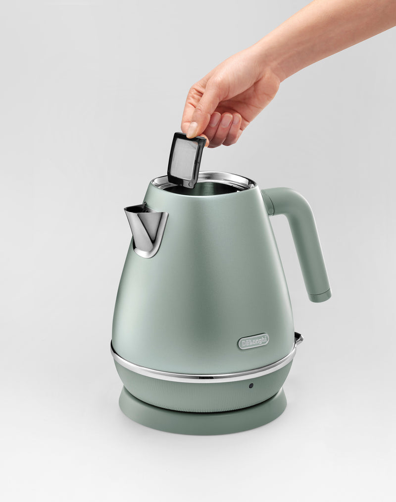 DELONGHI KBIN2000 Distinta Perla Series Water Kettle